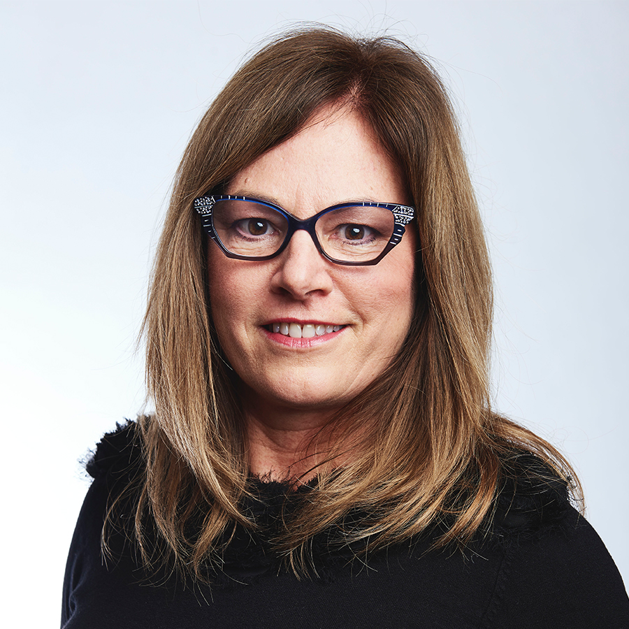 Pamela Schlierf head shot